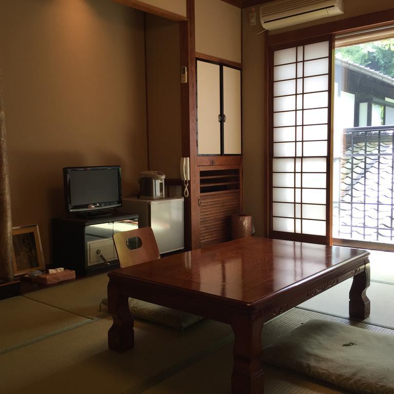 Seifusou Hotel Yufu Ruang foto
